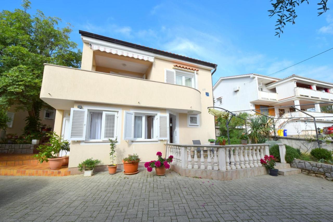 Apartments Julia Čižići Eksteriør bilde