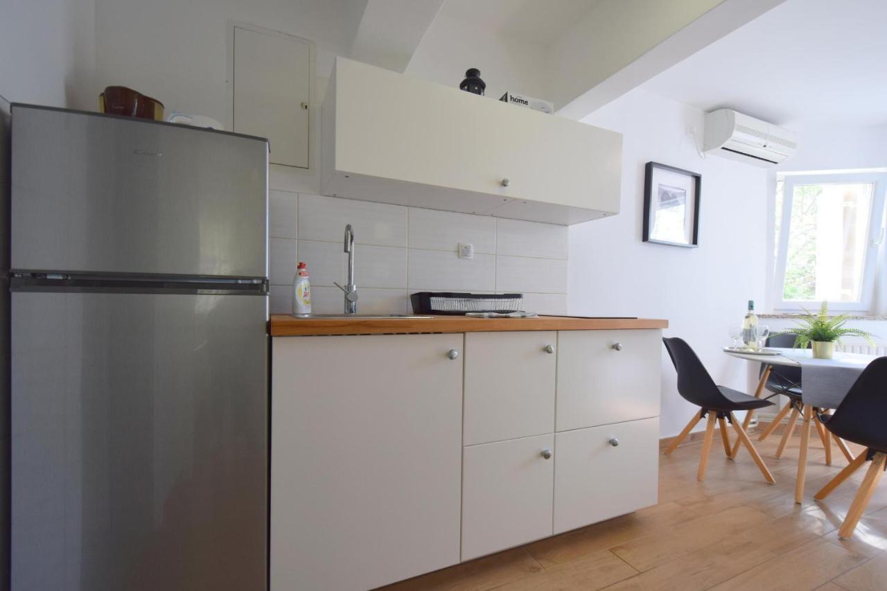 Apartments Julia Čižići Eksteriør bilde