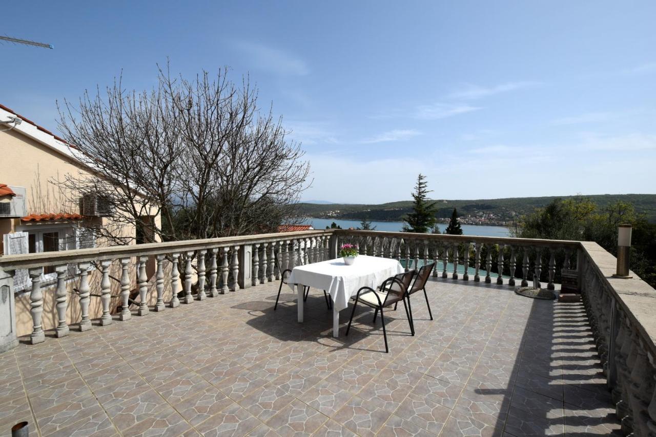 Apartments Julia Čižići Eksteriør bilde